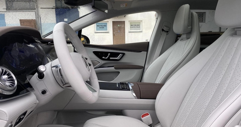 Mercedes-Benz EQE cena 615799 przebieg: 5, rok produkcji 2024 z Piaseczno małe 379
